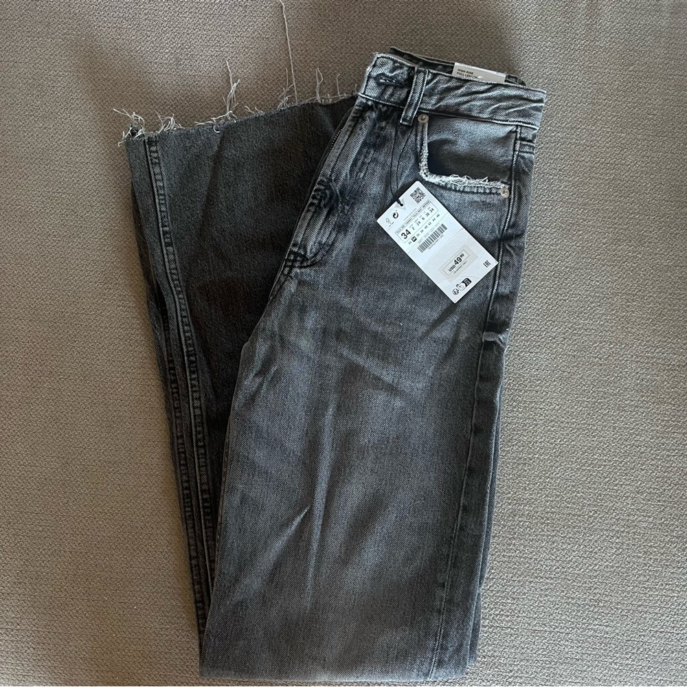 Zara Gray Distressed Jeans